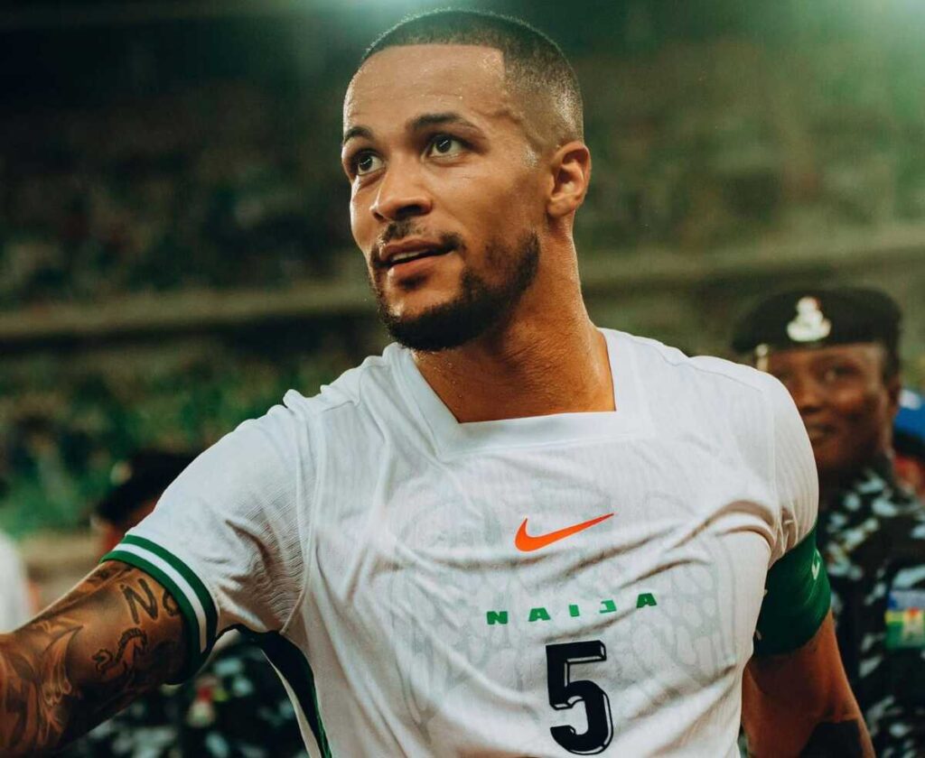 Délaissé dans un aéroport sans nourriture et sans boisson, le capitaine de l’équipe du Nigeria William Trust-Ekong s’est exprimé après leur retour au pays.