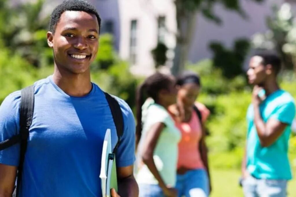 Très bonne nouvelle pour les étudiants africains, ce pays du Maghreb va offrir des...