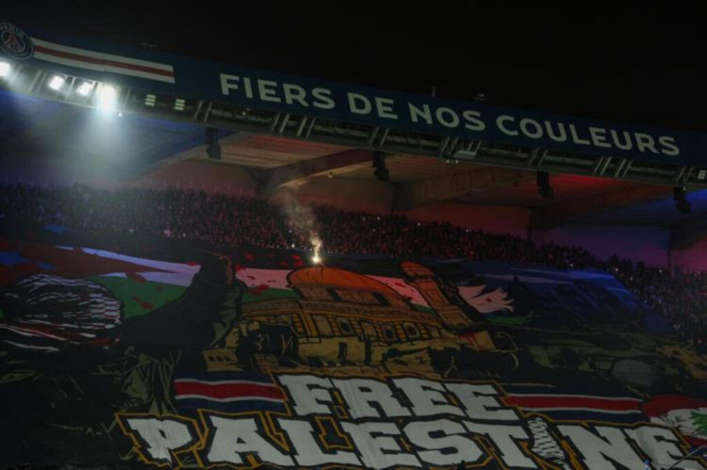 Ligue des Champions : un tifo en soutien à Gaza déployé au Parc des Princes