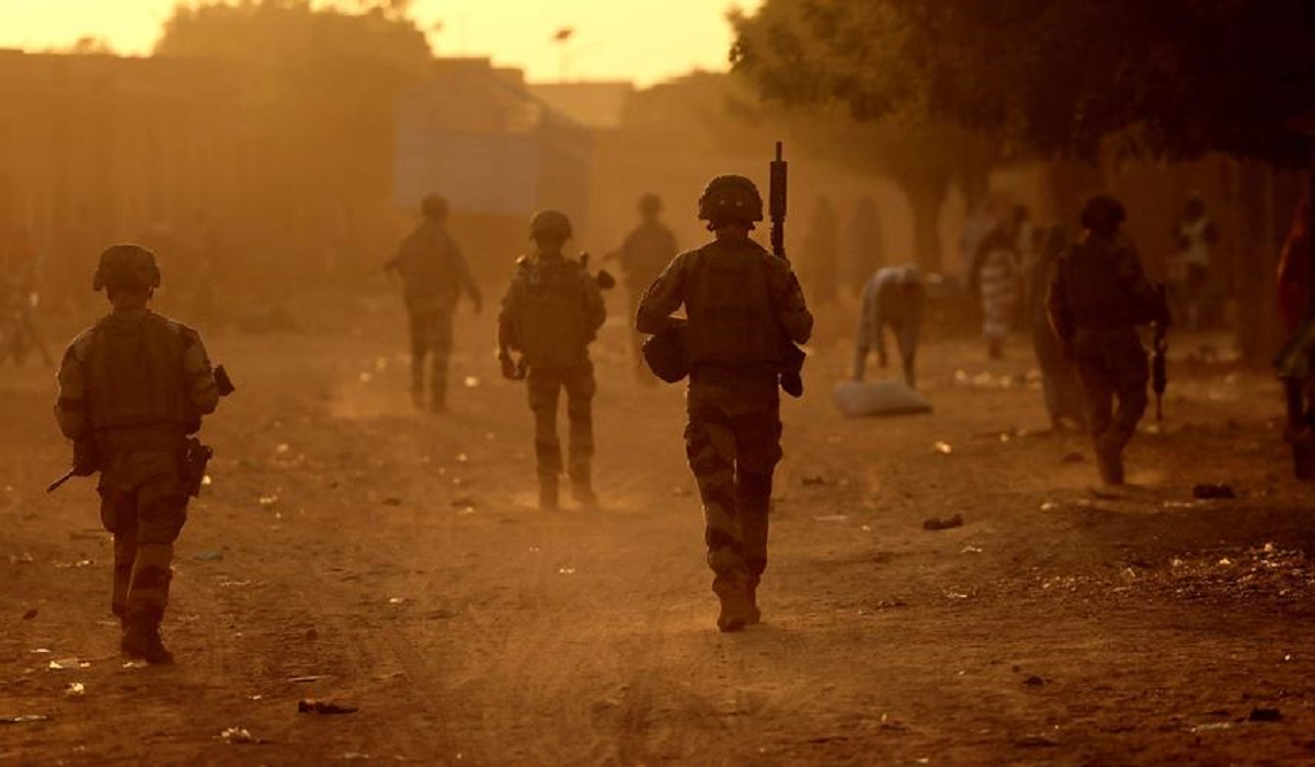 Nigeria : 13 membres de forces de sécurité tués par des hommes armés Ce pays déploie 10 000 soldats à la frontière avec les États-Unis Mali Bénin : 28 soldats tués à la frontière avec le Niger et le Burkina Faso