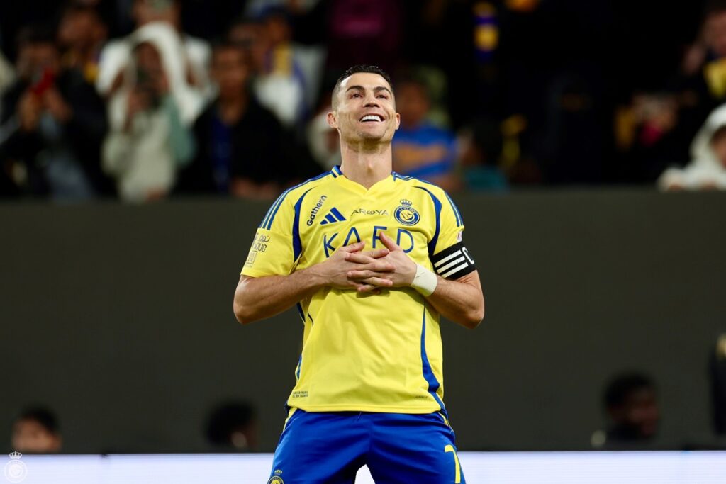 Cristiano Ronaldo : la star va signer jusqu'en 2030 avec Al-Nassr avec un salaire complètement fou !