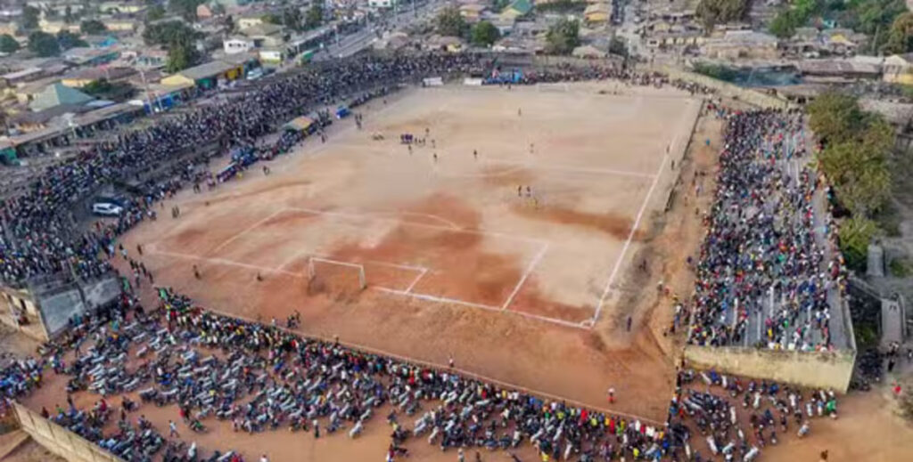 Guinée : un mouvement des supporters de foot fini au drame; plusieurs morts déclarés