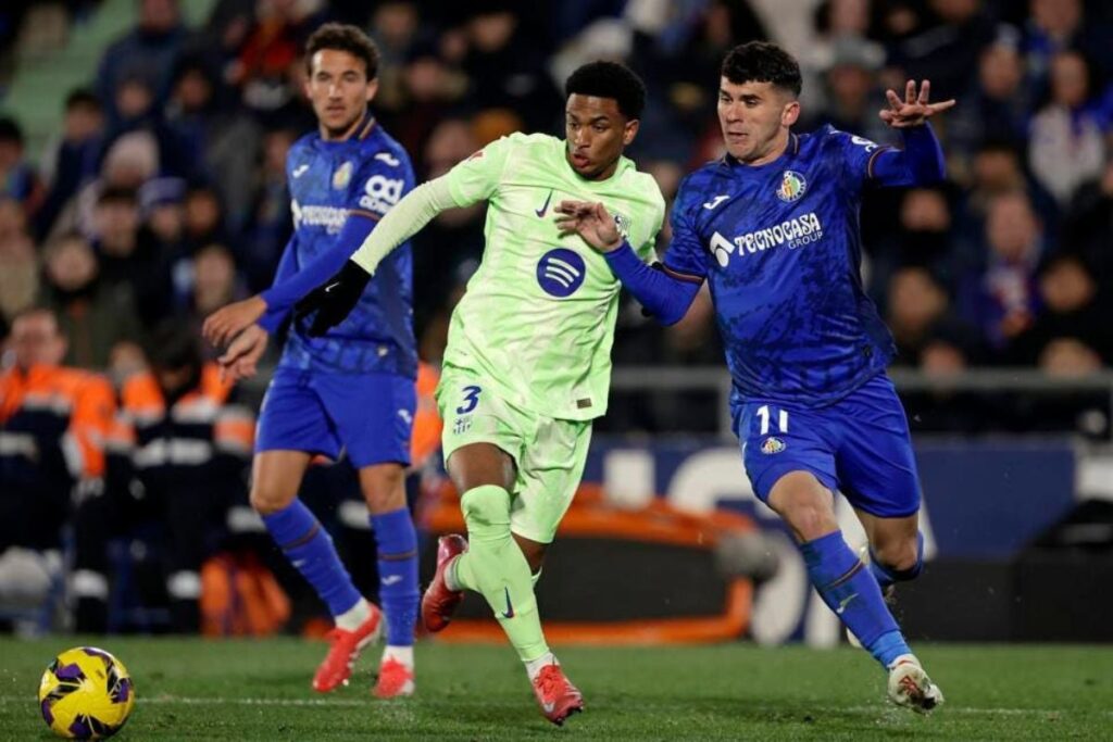 Barça victime de chants racistes, Alejandro Balde sort du silence