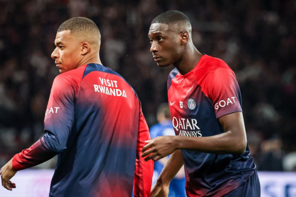 Kylian Mbappé envoie un message fort à Randal Kolo Muani