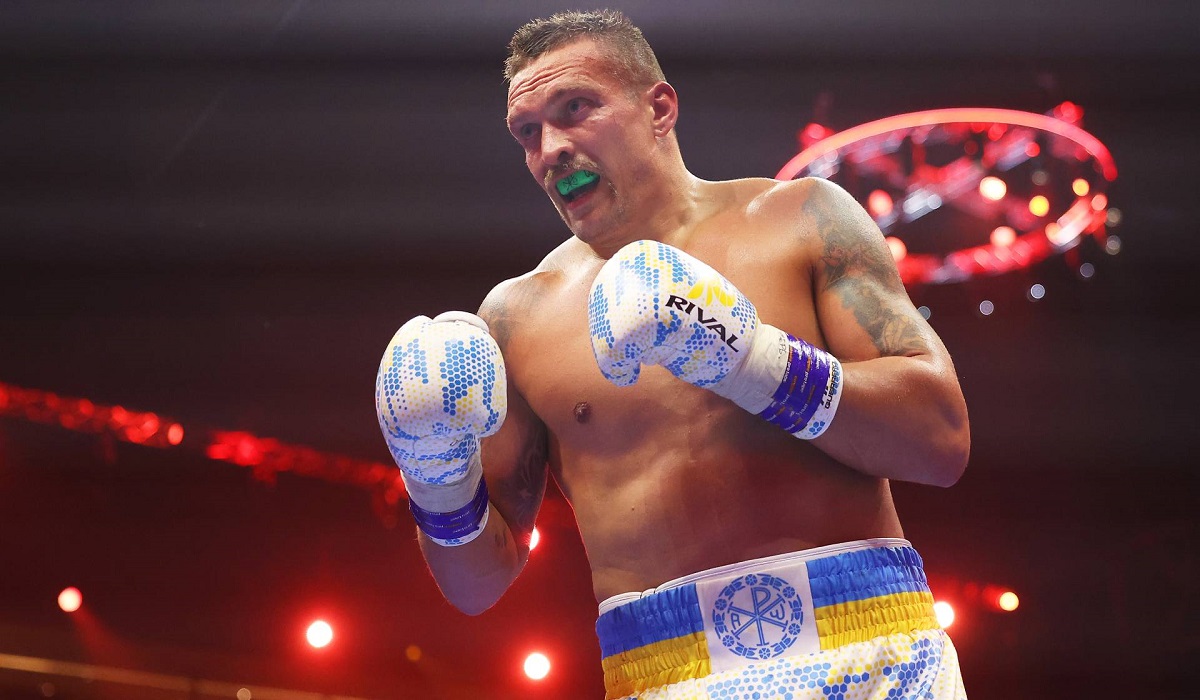 Gant De Boxe Autographié Par Oleksandr Usyk – Pièce De Collection Unique