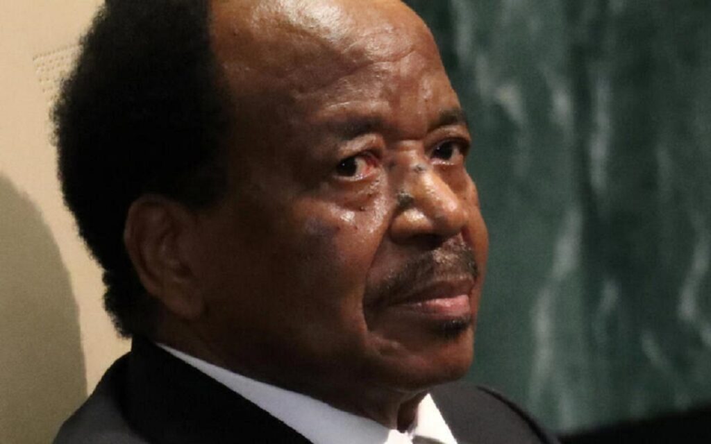 Cameroun Ancien Entraîneur Gouvernement