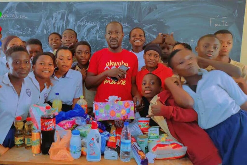 Côte d'Ivoire ce lycée met en garde son personnel contre les dons des élèves