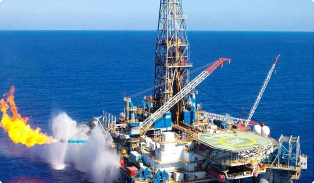 Pétrole : ce pays de l’Afrique du Nord lance un gros projet de construction de…