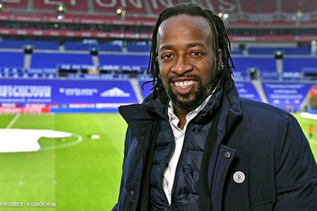 Sidney Govou remplace déjà Habib Beye