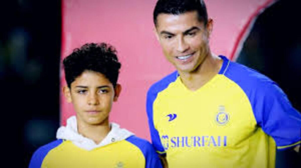 Voici les 5 sélections qui disputent le fils de Cristiano Ronaldo