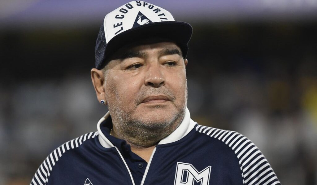 Mort de Diego Maradona : Les juges prennent une décision radicale contre deux avocats de l'infirmier accusé