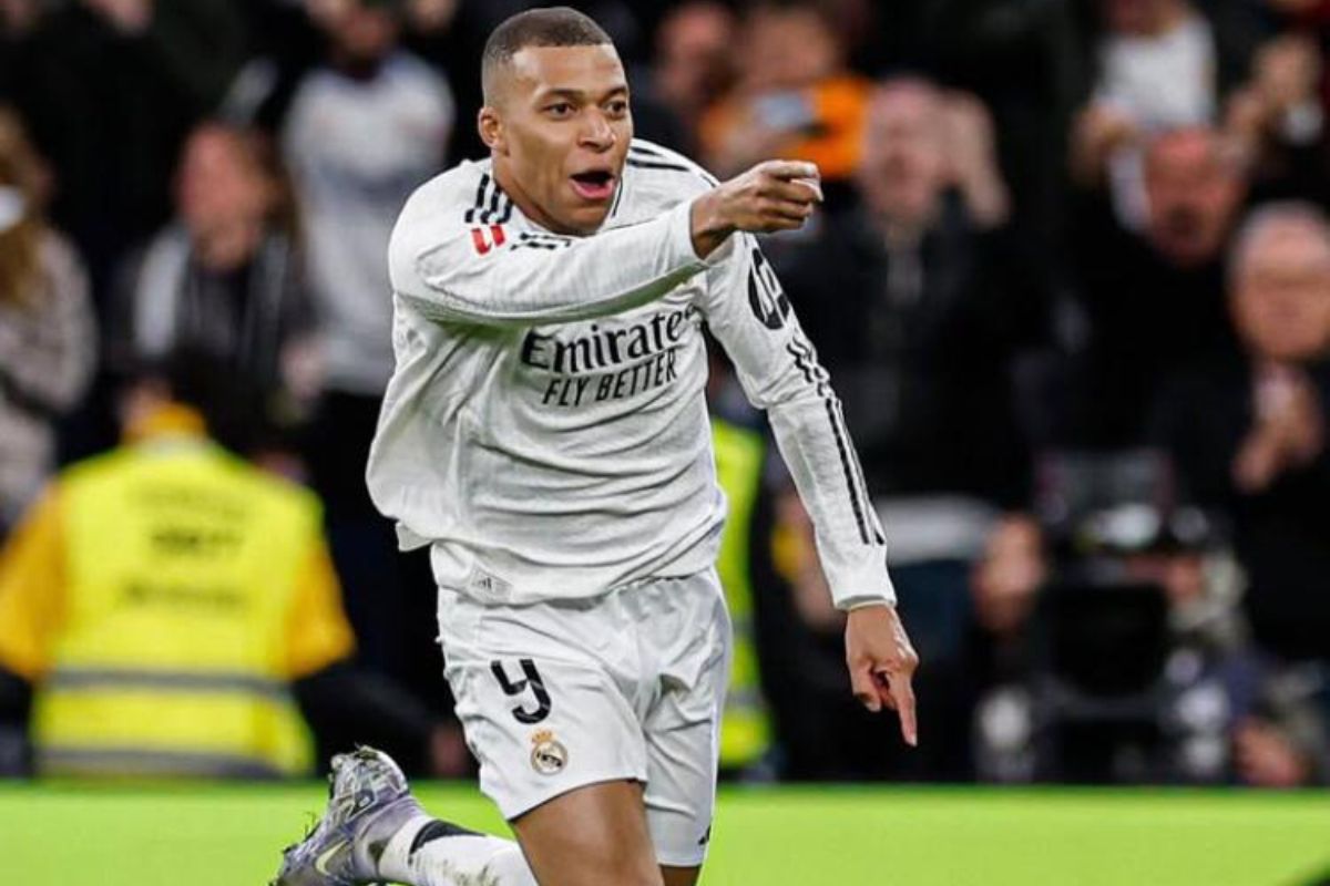 Real Madrid : le missile de Kylian Mbappé en vidéo, un avertissement au FC Barcelone