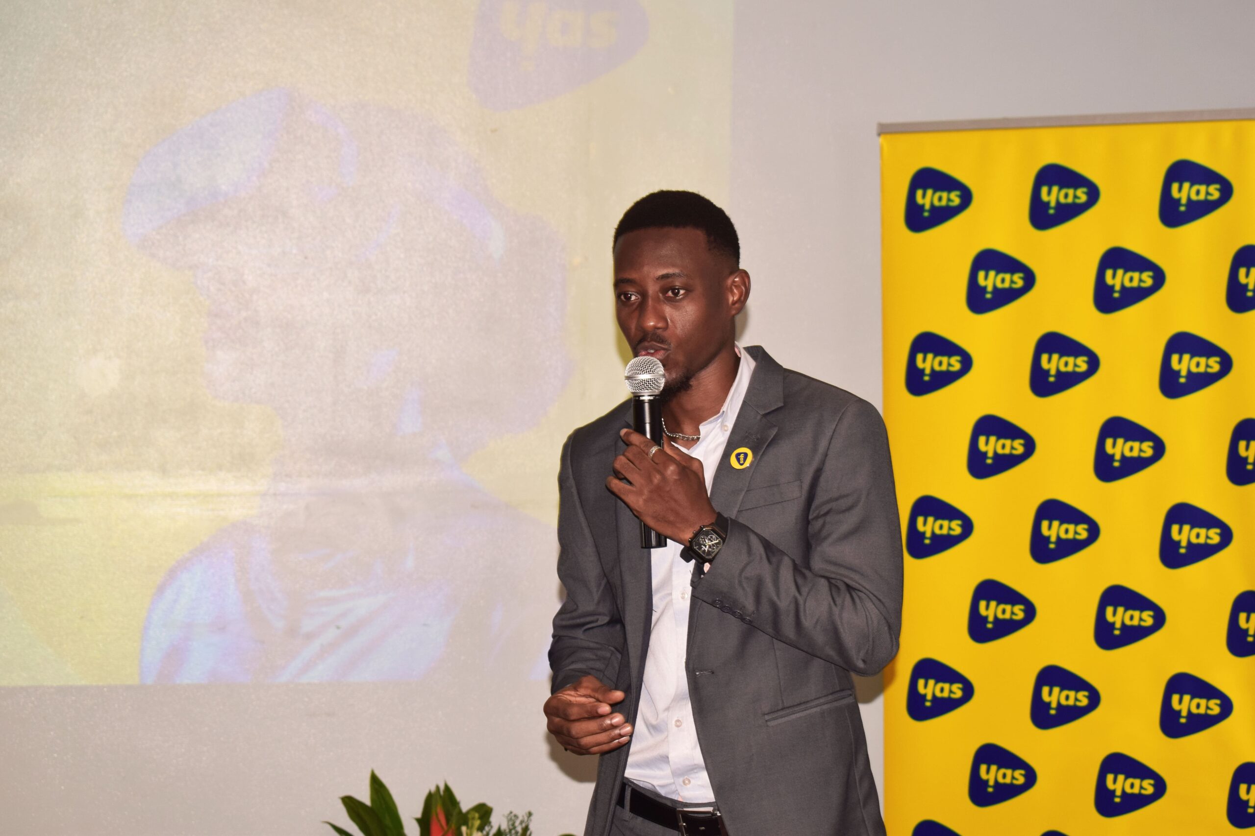 Yas Togo mise sur ses influenceurs une rencontre pour booster la marque