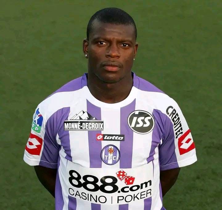 Ancien Footballeur
