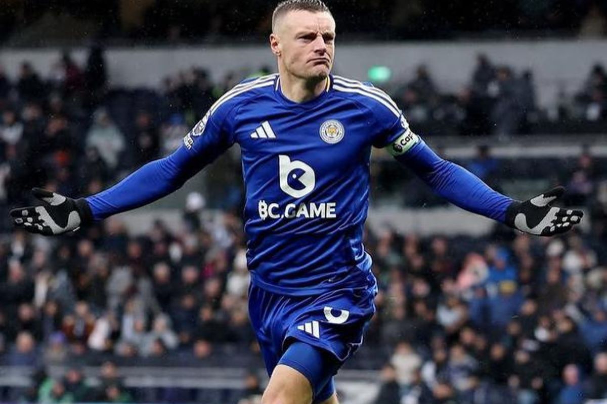 Jamie Vardy quitte Leicester voici son incroyable palmarès