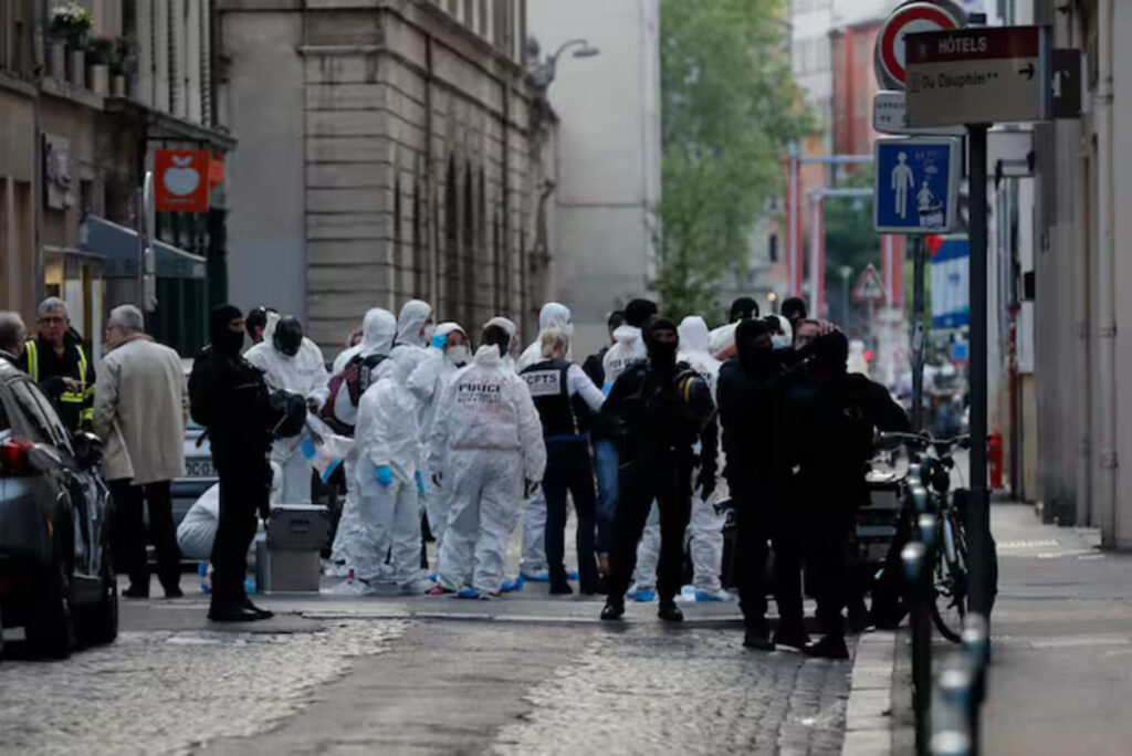 "Je ne regrette rien", affirme un Algérien jugé pour un attentat en France