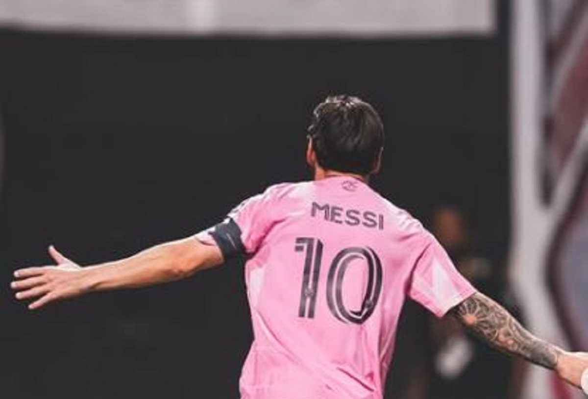Messi fait une rare confidence sur Mbappé, Vinicius, Yamal, Lewandowski et Haaland
