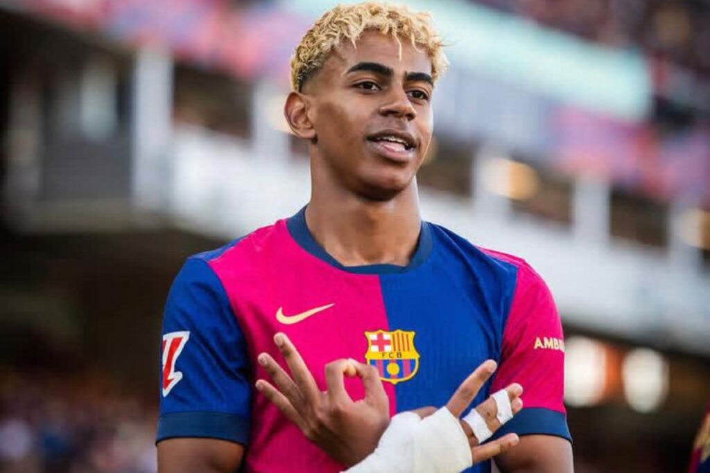 Barça Lamine Yamal signe, mais refuse de prendre la photo officielle à cause de…