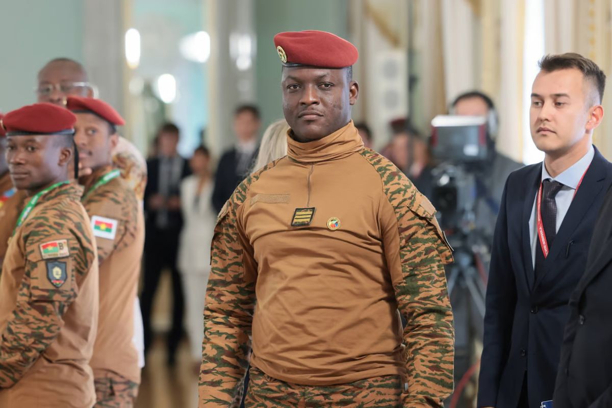 Burkina Faso : malgré les tensions avec la CEDEAO, Ibrahim Traoré rencontre...