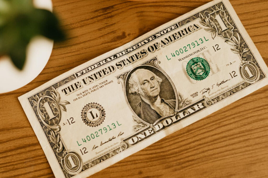 le dollar