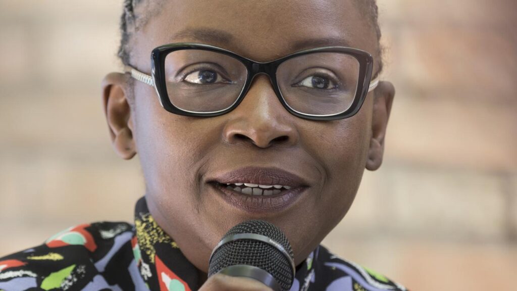 Cameroun / Koyo Kouoh : la première femme africaine désignée au Biennale de Venise est morte