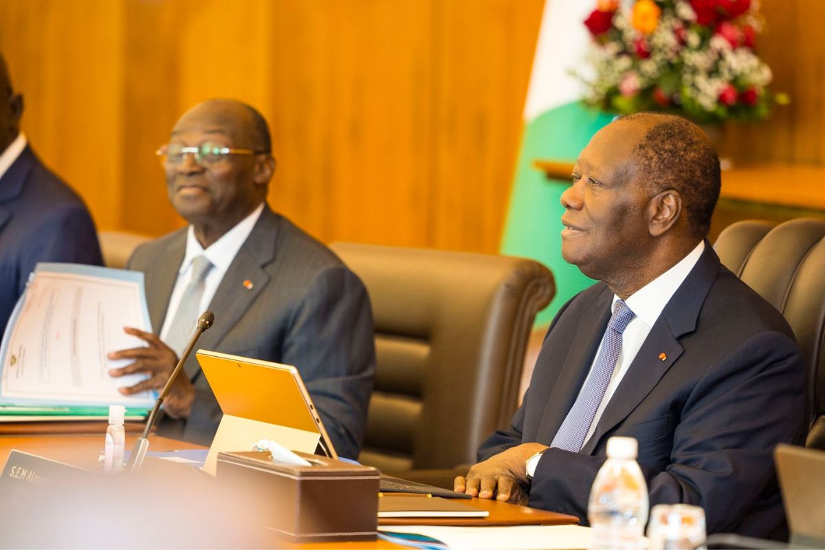 Historique, la Côte d’Ivoire et ce pays d’Afrique du Nord signent un accord de coopération militaire