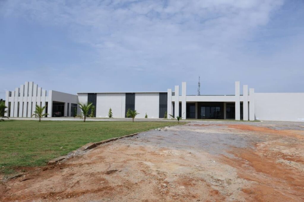Côte d'Ivoire un hôpital de 2 milliards de FCFA va ouvrir ses portes à...