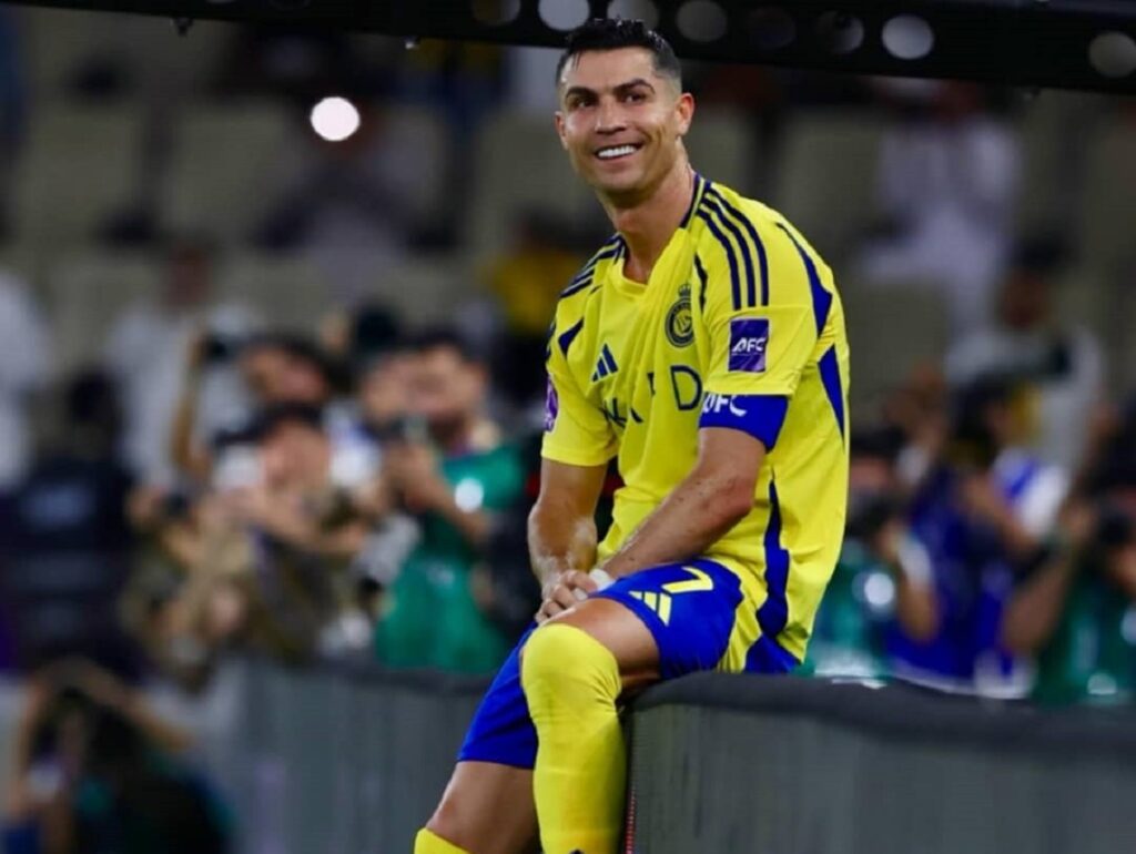 Cristiano Ronaldo exprime sa fierté à l'endroit de son fils : "Félicitations pour tes débuts..."