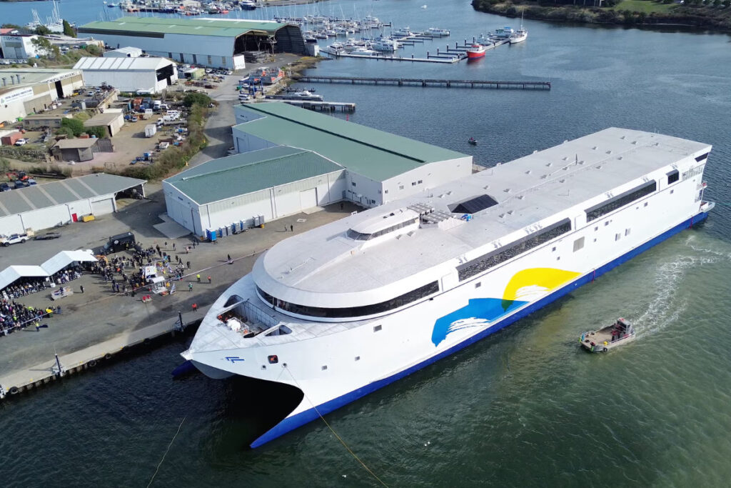 la France, la Russie, les États-Unis ou la Chine bateau