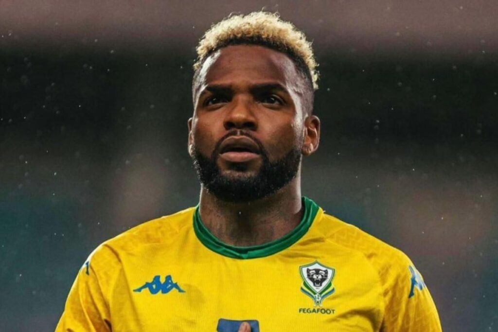 FIFA Aaron Boupendza