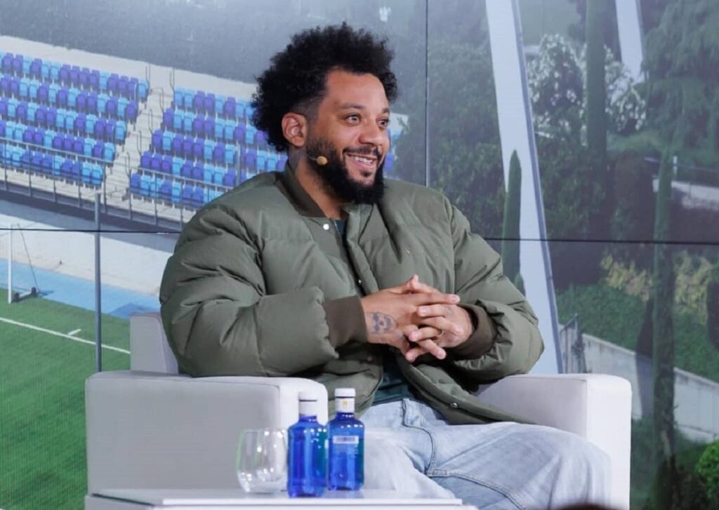 Marcelo crée la surprise Le GOAT, c'est...