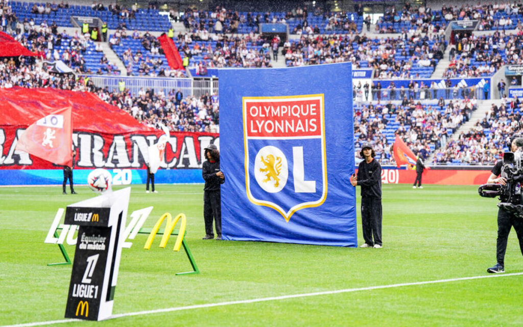 Olympique Lyonnais : après avoir été interdit de recruter, le club reçoit une bonne nouvelle