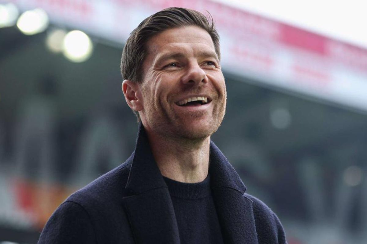 Xabi Alonso oublie Kylian Mbappé et se lâche sur ce joueur : "Il a un football imprévisible qui fait de lui un joueur différent"