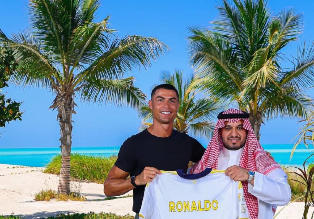 Al Nassr Un nouveau chapitre commence, l'annonce de Cristiano Ronaldo après...
