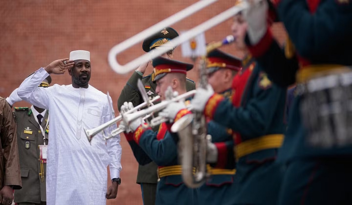 Assimi Goïta le président malien fait part de son projet avec la Russie à Vladimir Poutine