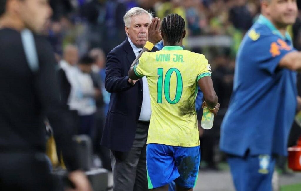 Avec la victoire contre le Paragua Vinicius offre à Carlo Ancelotti, sa première...