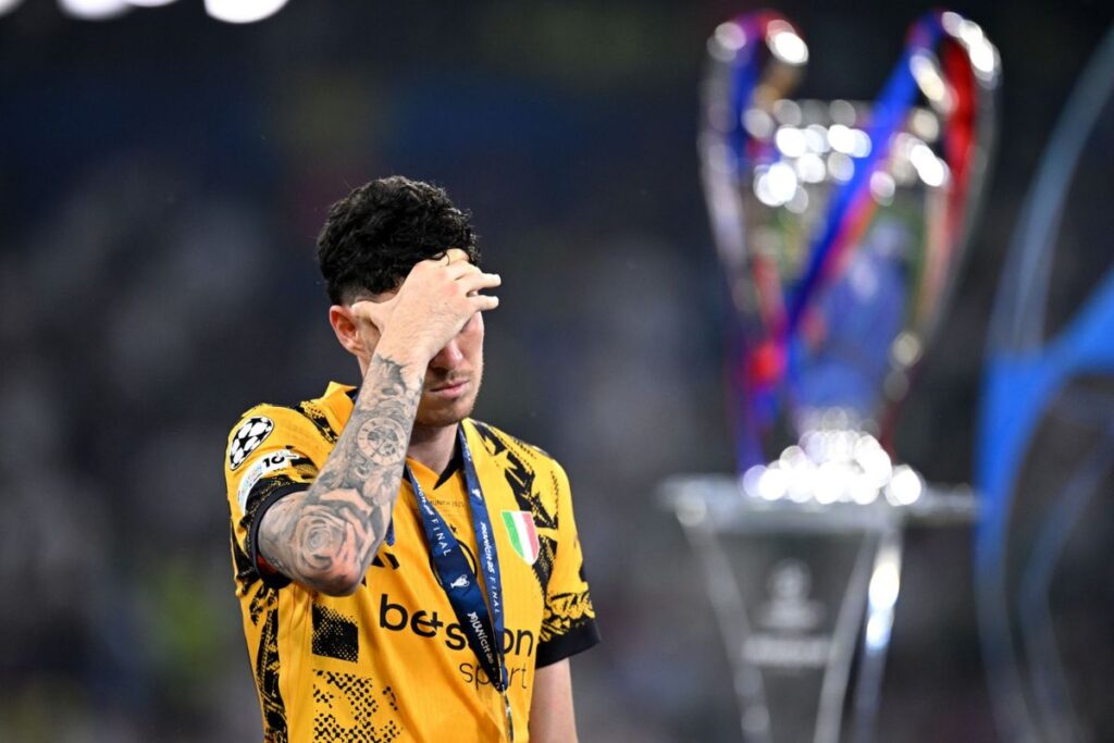 Bastoni “Nous sommes déçus par…”, le coupable de la défaite de l’Inter Milan face au PSG désigné