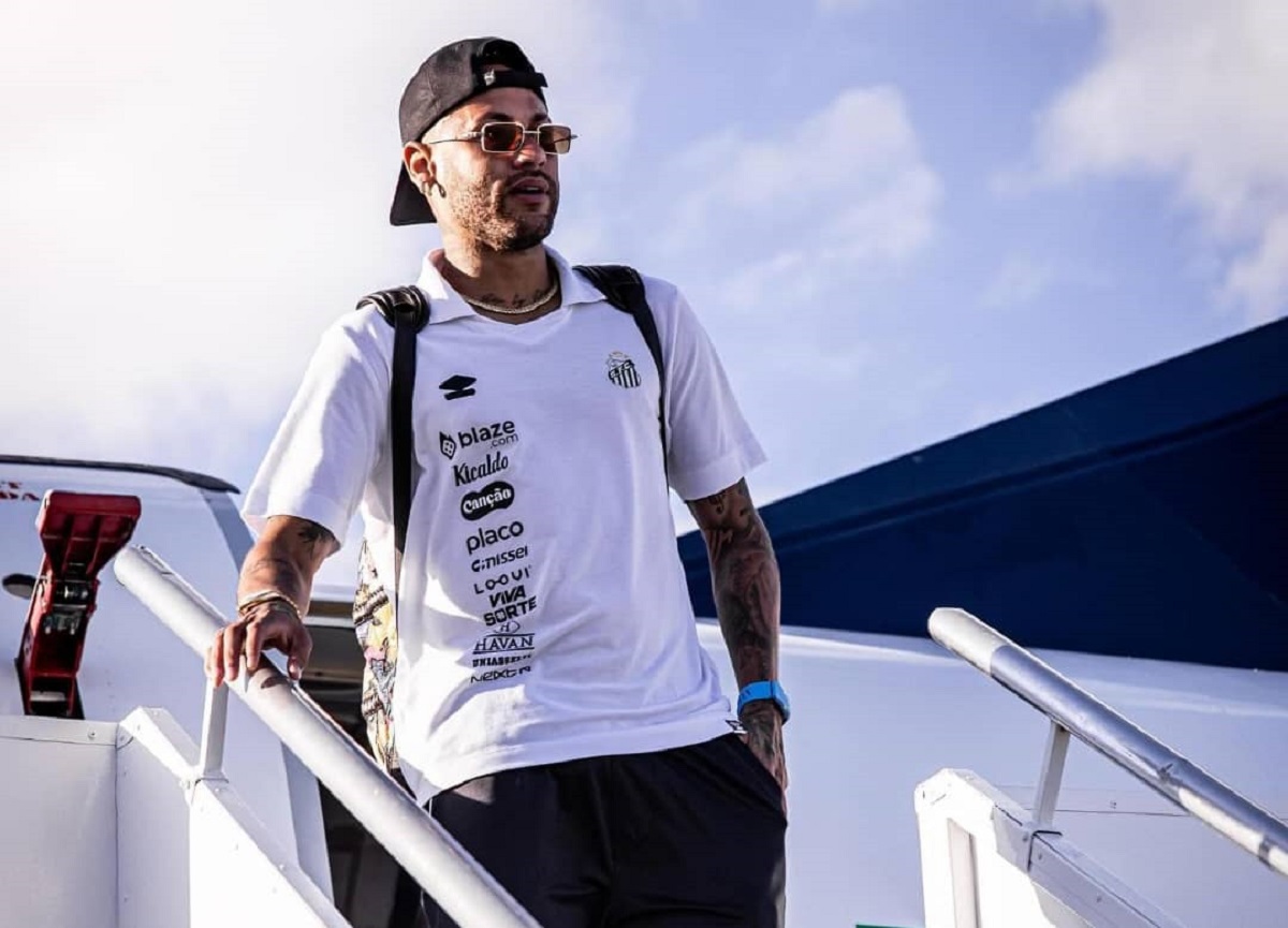Football : Neymar défié par le fils de Robinho durant une partie d'entraînement