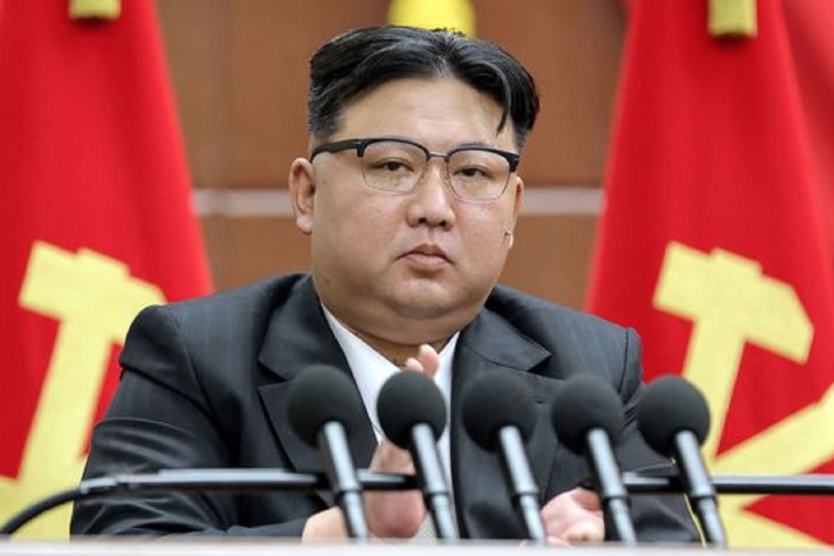La Corée du Nord transforme le football en outil de propagande Malgré des sanctions internationales sévères, la Corée du Nord a développé des méthodes détournées pour s’enrichir dans le dos des pays occidentaux