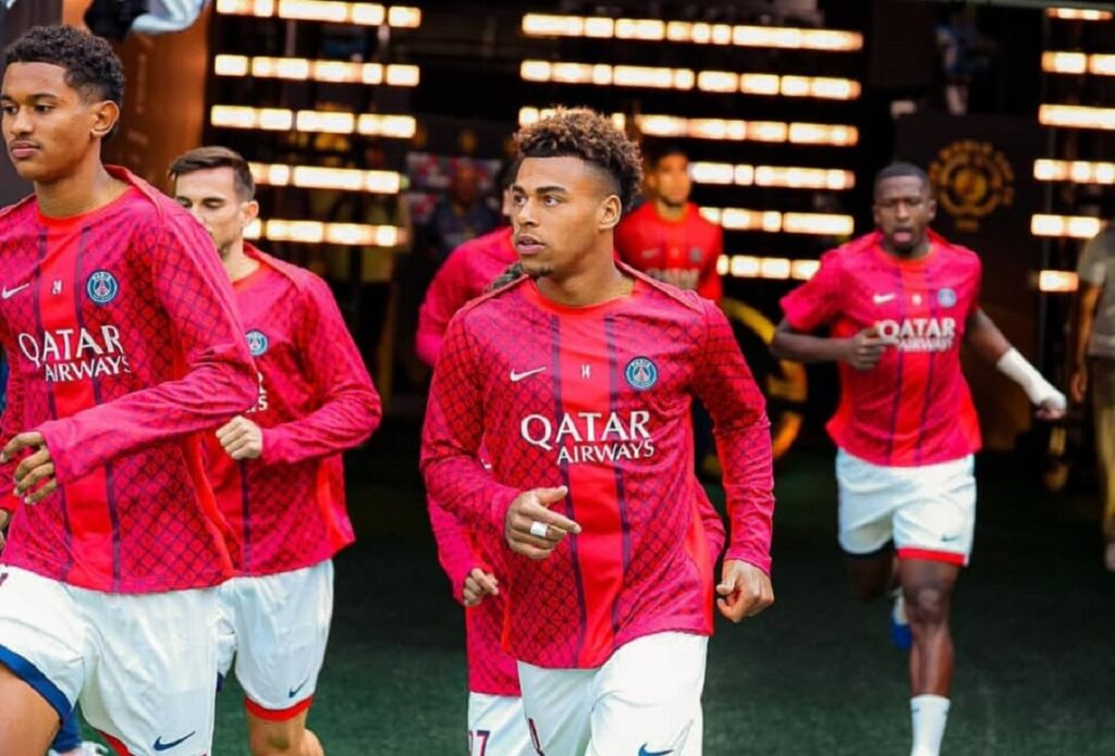 Désiré Doué encense Lionel Messi C'est un GOAT. Il m'a inspiré quand...