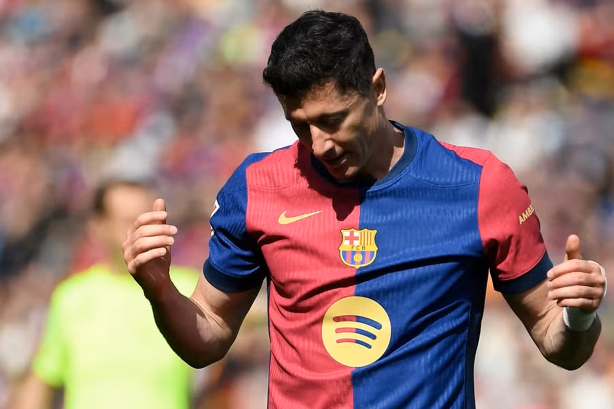FC Barcelone : le prochain club de Robert Lewandowski connu, Cristiano Ronaldo l'a...