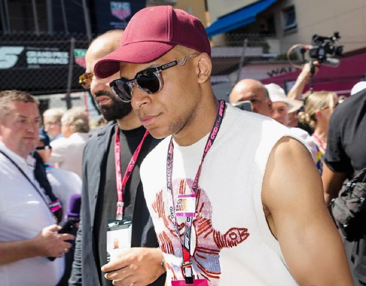 Kylian Mbappé face aux problèmes de santé l'attaquant madrilène hospitalisé pour...