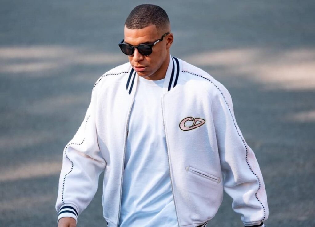 Kylian Mbappé zappe le Real Madrid et le Barça Pour moi, la meilleure équipe d'Europe, c'est...