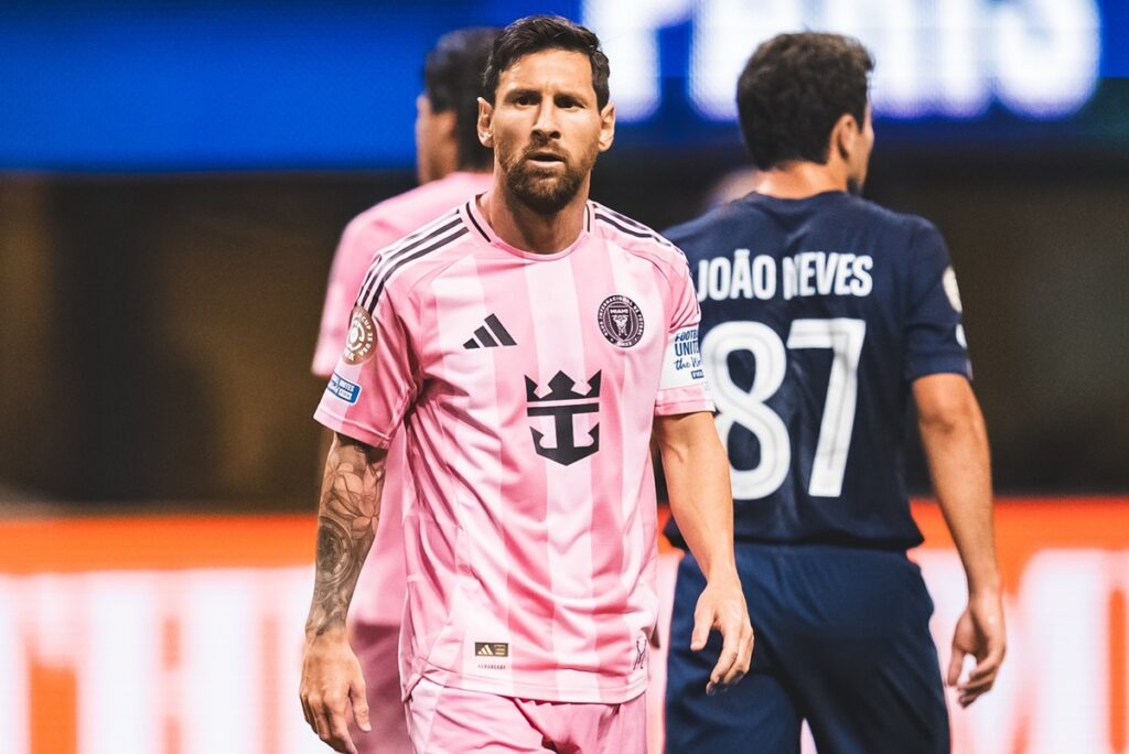 Lionel Messi après la lourde défaite face au PSG Nous avons laissé...