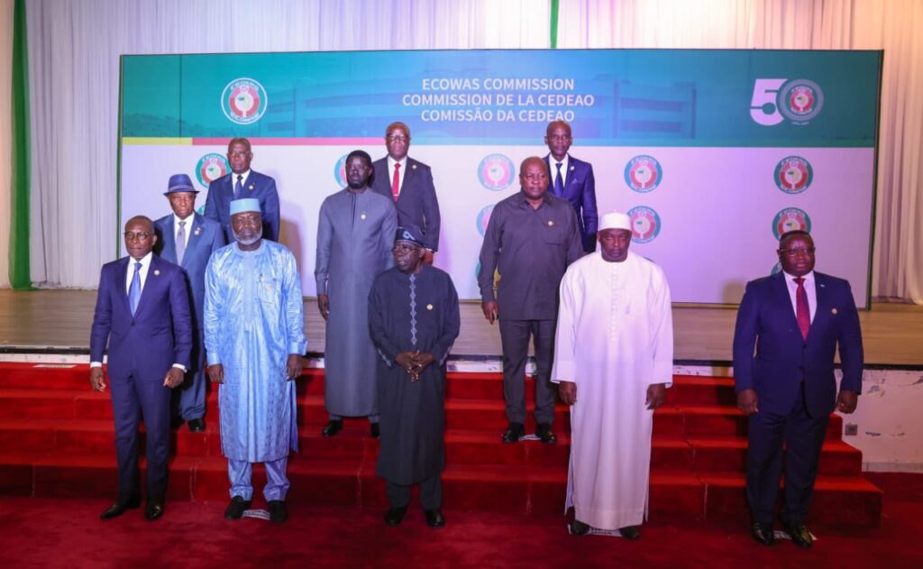 Malgré leur départ, la CEDEAO veut coopérer avec le Burkina, le Mali et le Niger pour ...