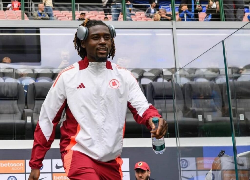Manu Koné Mbappé a fait une bonne saison, mais j'aimerais de toute ma force que le Ballon d'Or revienne à...