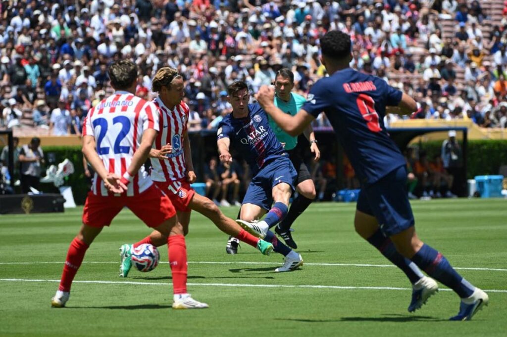 Mondial des clubs : pour son entrée en lice, le PSG écrase l’Atlético de Madrid
