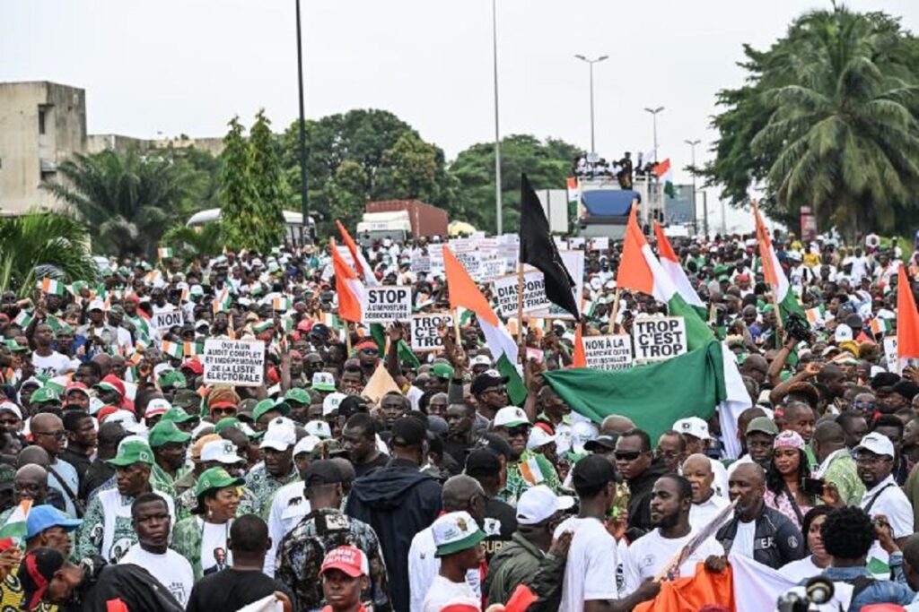 Présidentielle ivoirienne manifestation de l'opposition contre l'exclusion de candidats