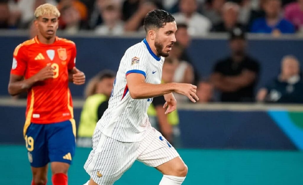 Rayan Cherki les débuts impressionnants de la star en équipe de France
