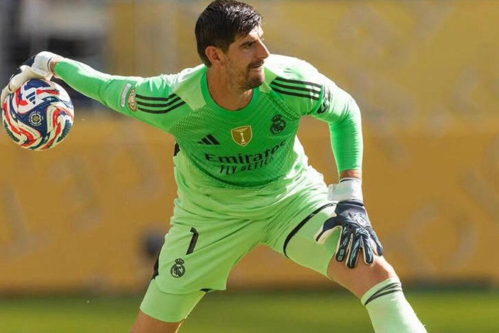 Real Madrid “Je n’ai pas aimé ce qu’il a fait”, Courtois se fait déchirer par la presse espagnole